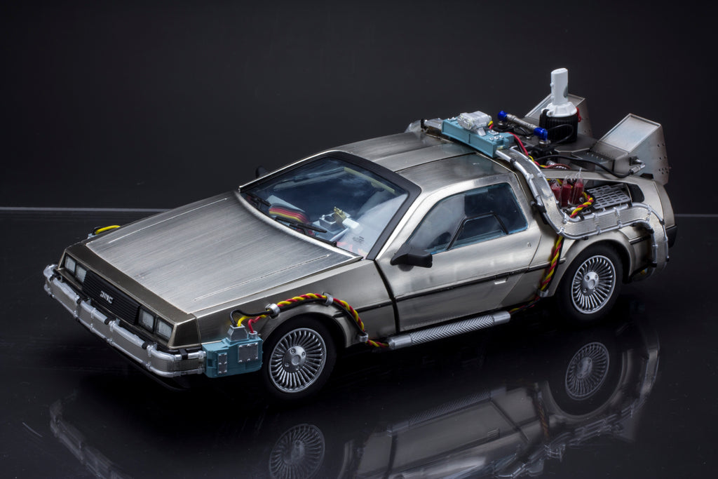 Kids Logic 1/20 Magnetic Floating Delorean Time Machine Back To The Future  Part Ii Action Figure : : Toys & Games